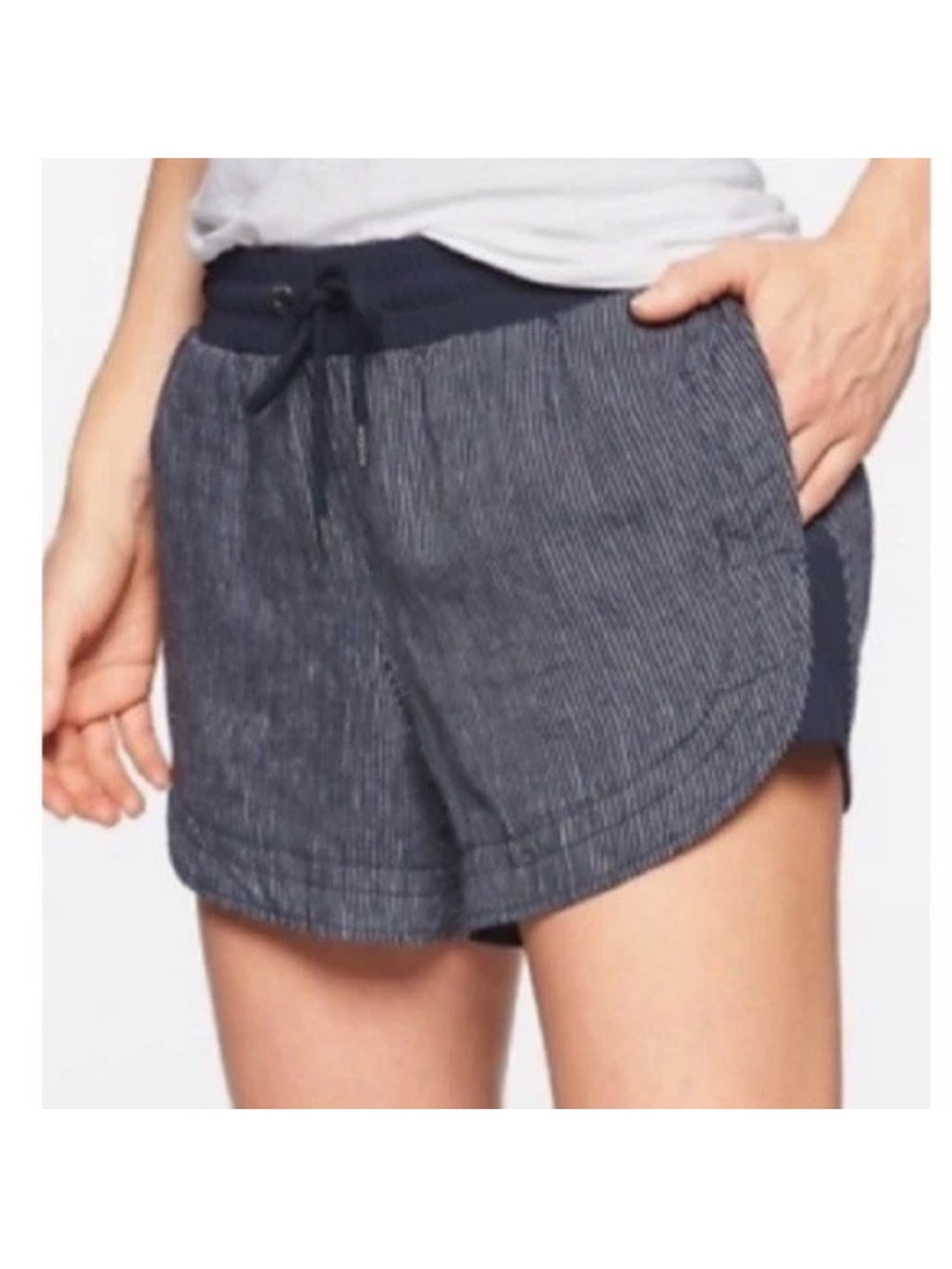 Athleta Women’s Navy Beachside Bali Linen Shorts Size 12